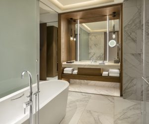 Premier-Room-Washroom